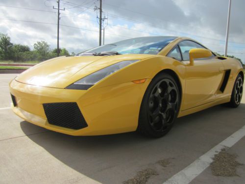 2004 lamborghini gallardo coupe 6spd manual  reserve set at just 89,000