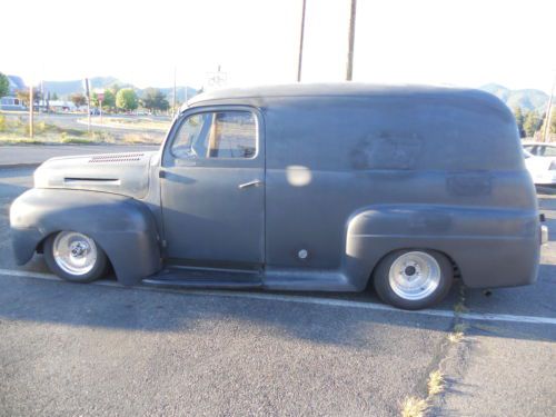 RARE 1948 F1 FORD PANEL TRUCK, image 2