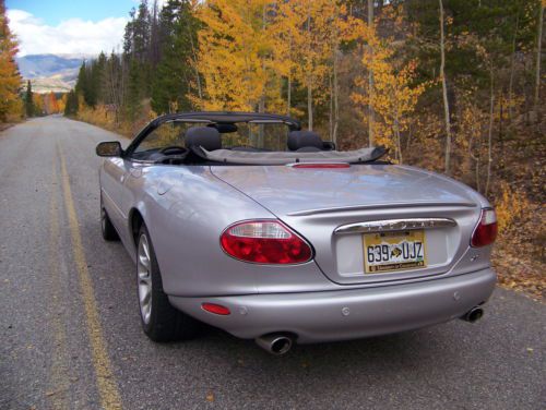 2002 jaguar supercharged xkr convertible 2-door 4.0l