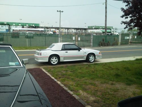 1989 ford mustang gt convertible 2-door 5.0l