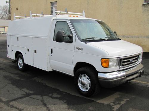 Ford e-350 super duty turbo diesel utility box truck!!! one owner! autocheck