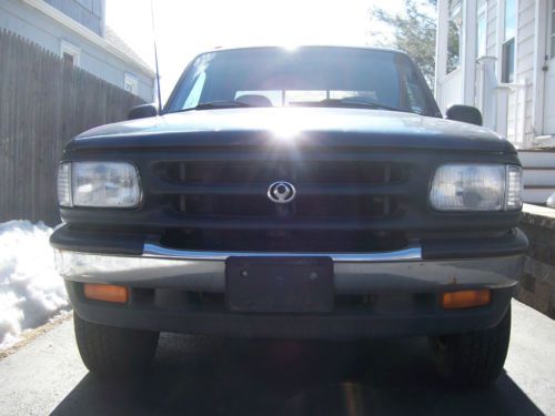 1996 mazda b4000 se (ford ranger) extended cab pickup 2-door 4.0l low reserve!!!