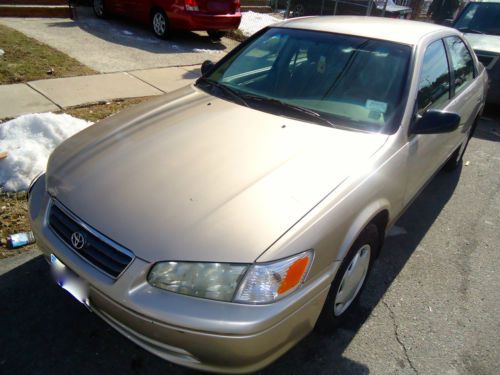 2000 toyota camry le sedan 4-door 2.2l