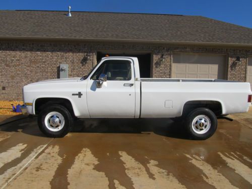 Chevrolet Silverado C30 4X4 LWB White 454, US $7,500.00, image 3