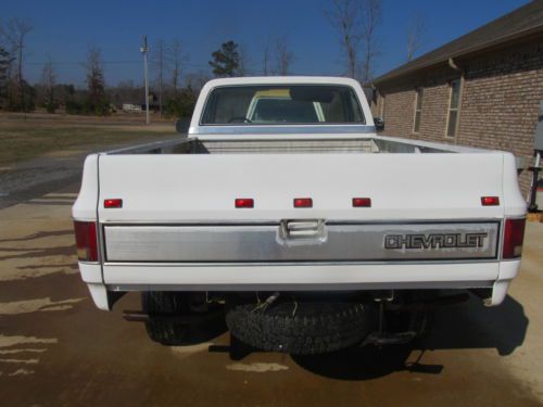 Chevrolet Silverado C30 4X4 LWB White 454, US $7,500.00, image 4