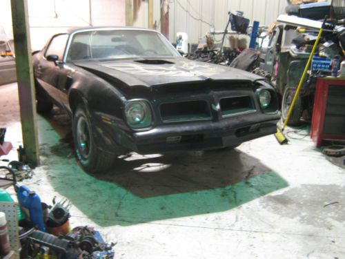 1976 pontiac trans am,black/black,orig,paint,some rust,loaded,400,auto,complete