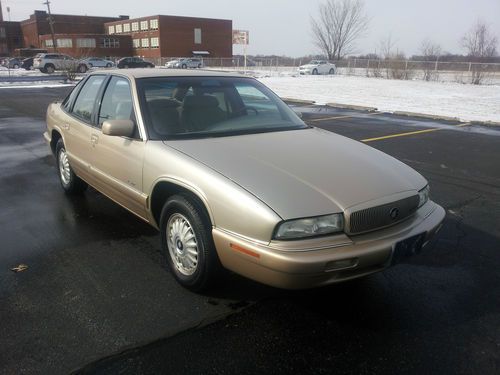 1995 buick regal custom sedan 4-door 3.8l