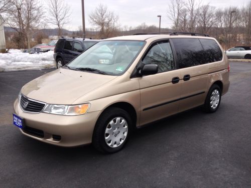 No reserve nr 2000 honda odyssey clean autocheck runs perfect super clean