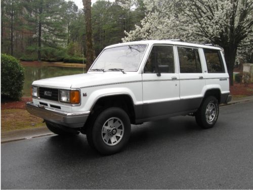 1991 isuzu trooper ls 4 wheel drive 1st generation