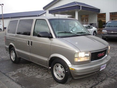 2003 gmc safari trim levels