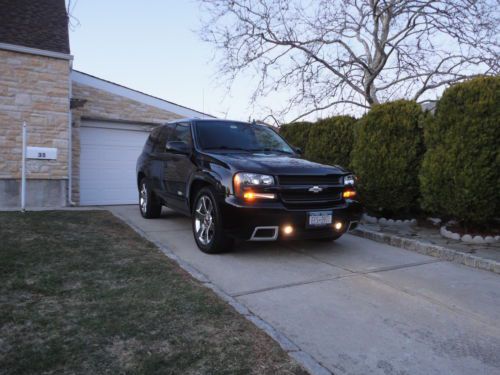 2007 chevy trailblazer 3ss, awd,chrome ss wheels with new tires,50203 miles