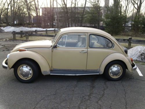 1972 volkswagen beetle