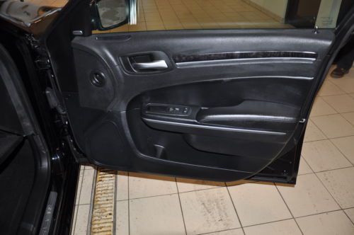 Base 3.6L NAV Power Steering Power Brakes Power Door Locks Power Windows Clock, image 28