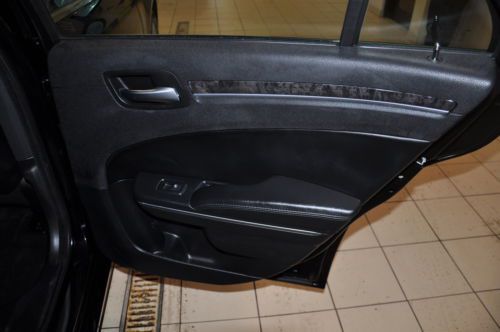 Base 3.6L NAV Power Steering Power Brakes Power Door Locks Power Windows Clock, image 31