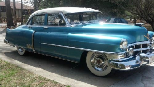 1952 cadillac  fleetwood