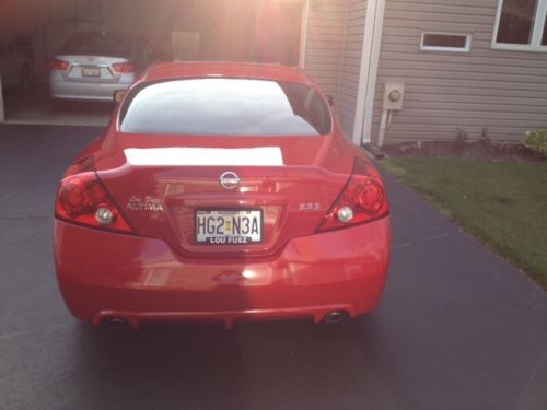 Red 2011 Nissan Altima Coupe 2.5L Excellent Condition, US $18,795.00, image 3