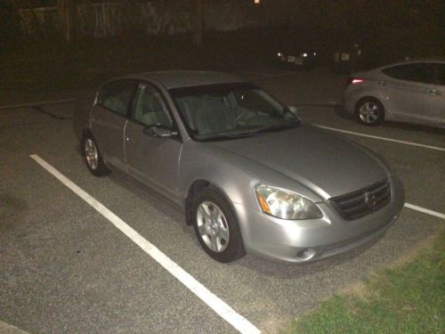 2002 Nissan Altima S Sedan 4-Door 2.5L CLEAN CAR FAX AND AUTO CHECK, image 4