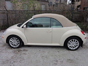 Volkswagon new beetle convertible 2008 low miles leather tan automatic fwd 2.5l
