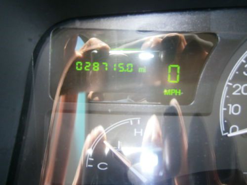 2004 LINCOLN TOWN CAR SIGNATURE 4.6L V8 RWD LUXURY SEDAN FLORIDA ONE OWNER L@@K, image 27