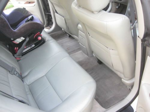 1997 Lexus ES300 Base Sedan 4-Door 3.0L Super Clean Very Good Condition, image 13