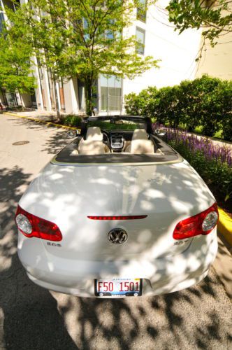 2011 Volkswagen Eos Lux Convertible 2-Door 2.0L, image 5