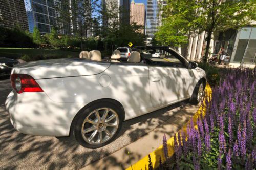 2011 Volkswagen Eos Lux Convertible 2-Door 2.0L, image 6