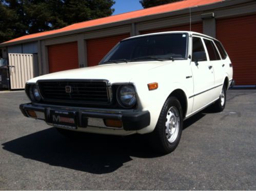 1978 toyota corolla dlx wagon 5-door