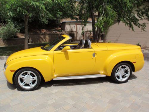 2004 chevy ssr low miles awesome hot rod with upgrades