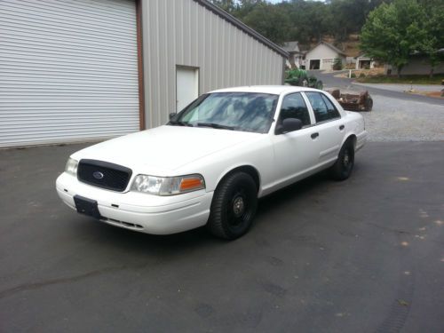 2007 ford crown victoria police interceptor sedan 4-door 4.6l