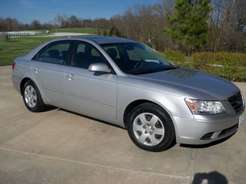 2009 hyundai sonata se sedan 4-door 2.4l