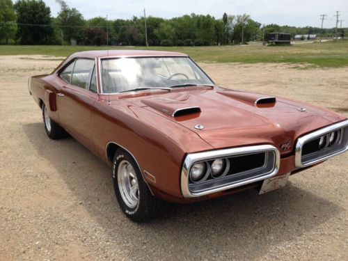 1970 dodge coronet r/t magnum 2-door hardtop 7.2l