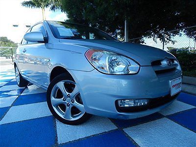 2008 hyundai accent se  -- hatchback 2 door