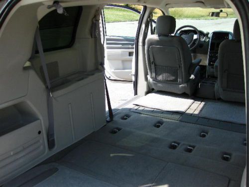 2010 Dodge Grand Caravan SE Mini Passenger Van 4-Door 3.3L, image 21