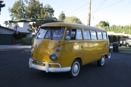 1973 15 window vw kombi bus