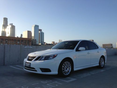 2010 saab 9-3 2.0t automatic sedan - arctic white w/ parchment leather interior