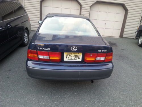 1997 lexus es300 base sedan 4-door 3.0l