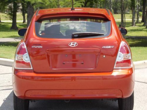 2010 hyundai accent gs