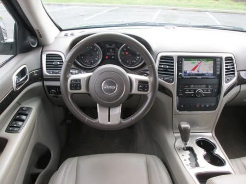 2011 jeep grand cherokee laredo