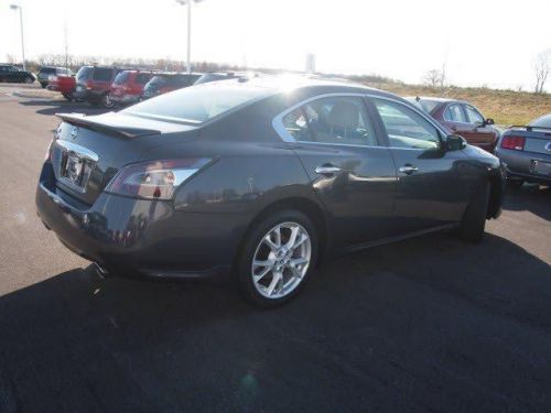 2013 nissan maxima sv