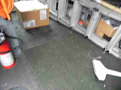 2006 Ford E-250 Van LOW MILES, image 8