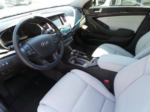 2014 kia cadenza