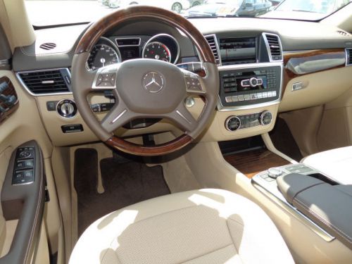 2014 Mercedes-Benz GL550 4MATIC, image 23