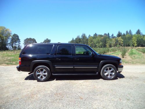 2001 chevrolet suburban lt 1500 4wd autoride,adult owned,rust free,nice &amp; clean