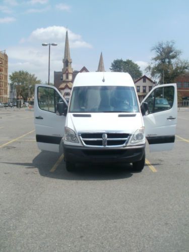 2007 dodge sprinter 3500 base standard cargo van 3-door 3.0l