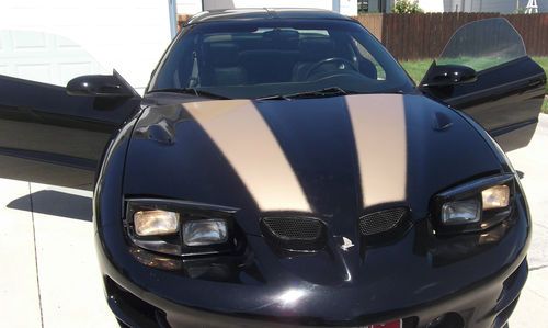 Rare 2001 pontiac trans am "firehawk"