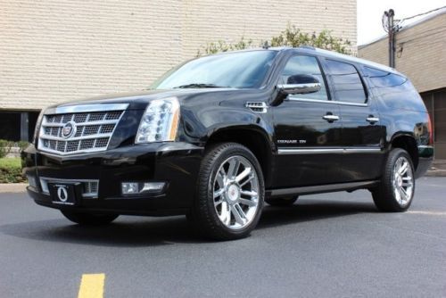 Beautiful 2013 cadillac escalade esv platinum, only 28,946 miles, warranty