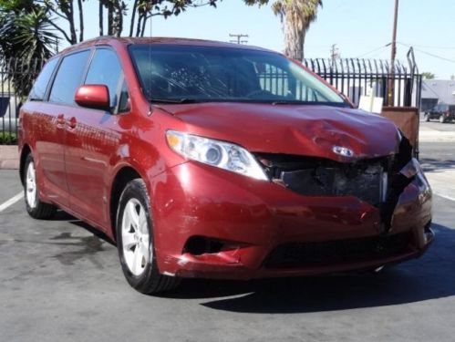 2011 toyota sienna le v6 damaged repairable salvage runs! must see! wont last!