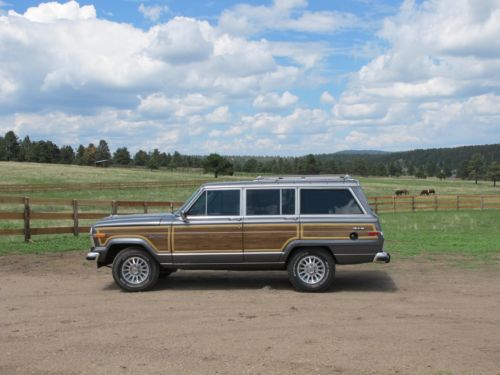 1989 Jeep Grand Wagoneer 88K ACTUAL miles restored in 2009, image 5