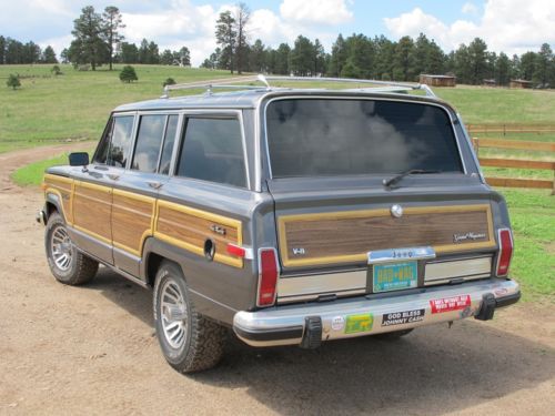 1989 Jeep Grand Wagoneer 88K ACTUAL miles restored in 2009, image 8