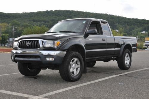 2002 toyota tacoma dlx extended cab pickup 2-door 2.7l no reserve!!!